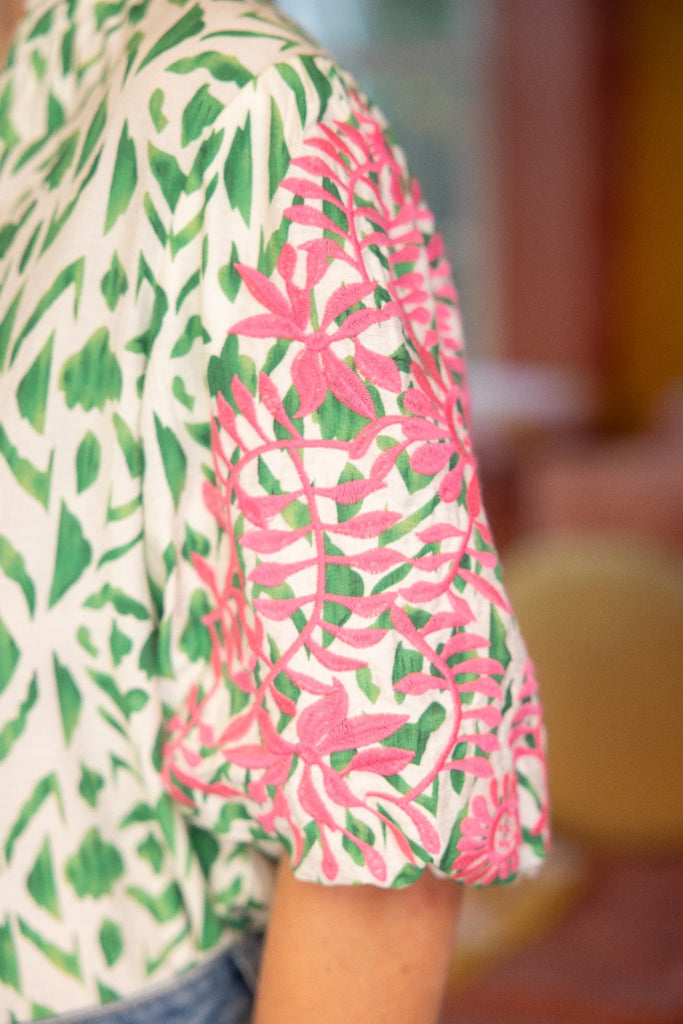 Back In Bloom Blouse Clothing Peacocks & Pearls
