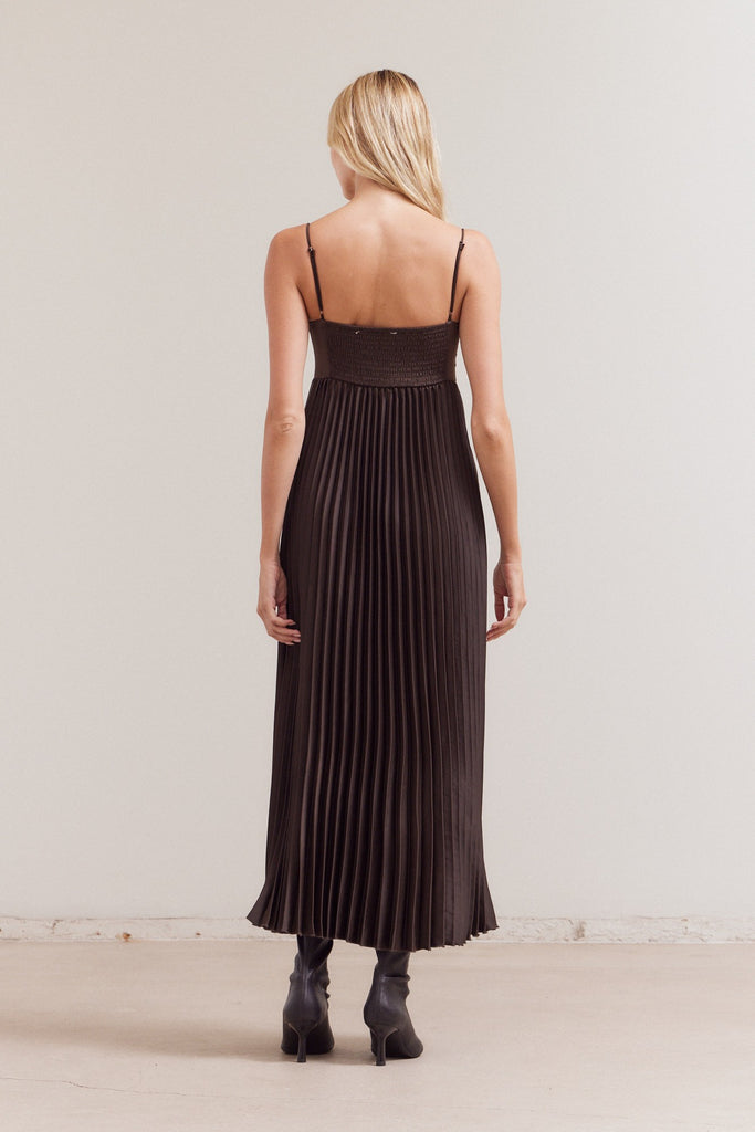 Pleating Dreams Maxi Dess Clothing Peacocks & Pearls