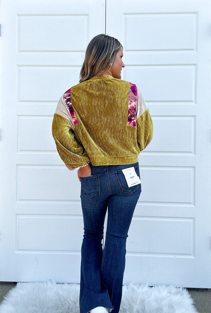 Make A Connection Top Clothing Peacocks & Pearls   