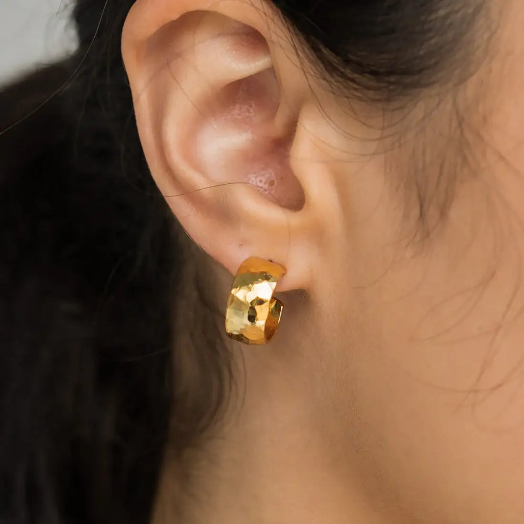 Hammered hoops Mini Jewelry Peacocks & Pearls Gold