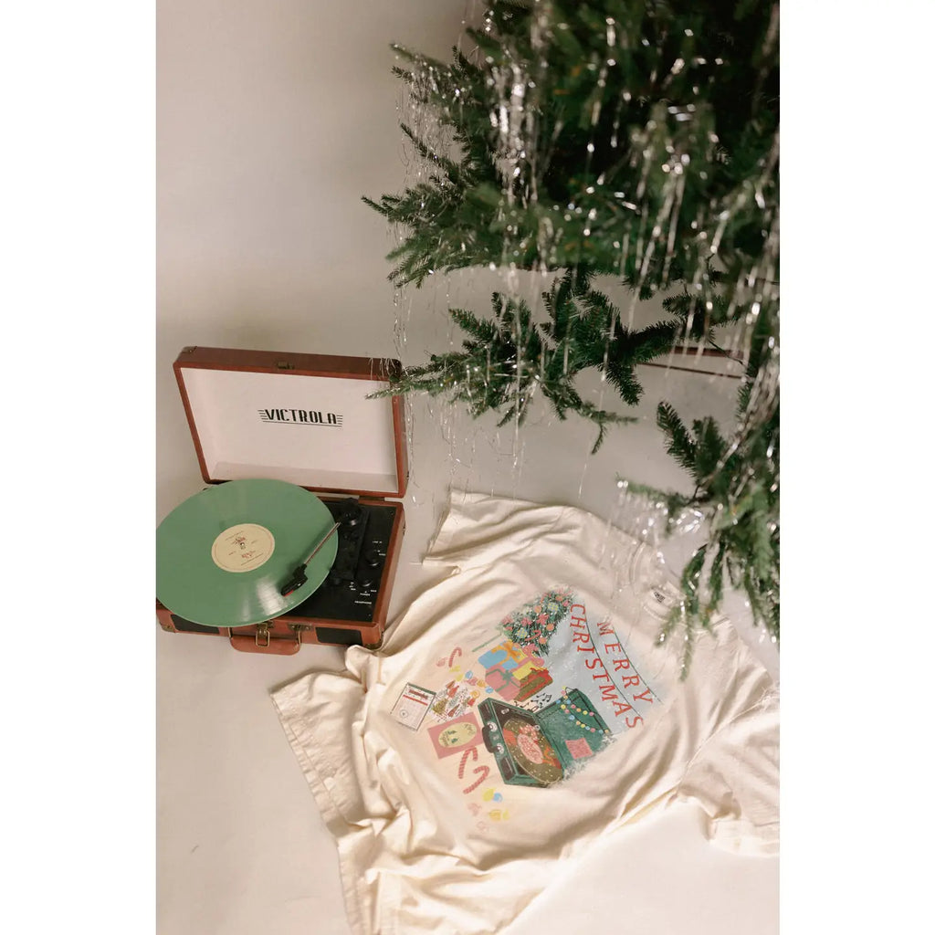 A Vintage Christmas Graphic Tee Clothing Peacocks & Pearls