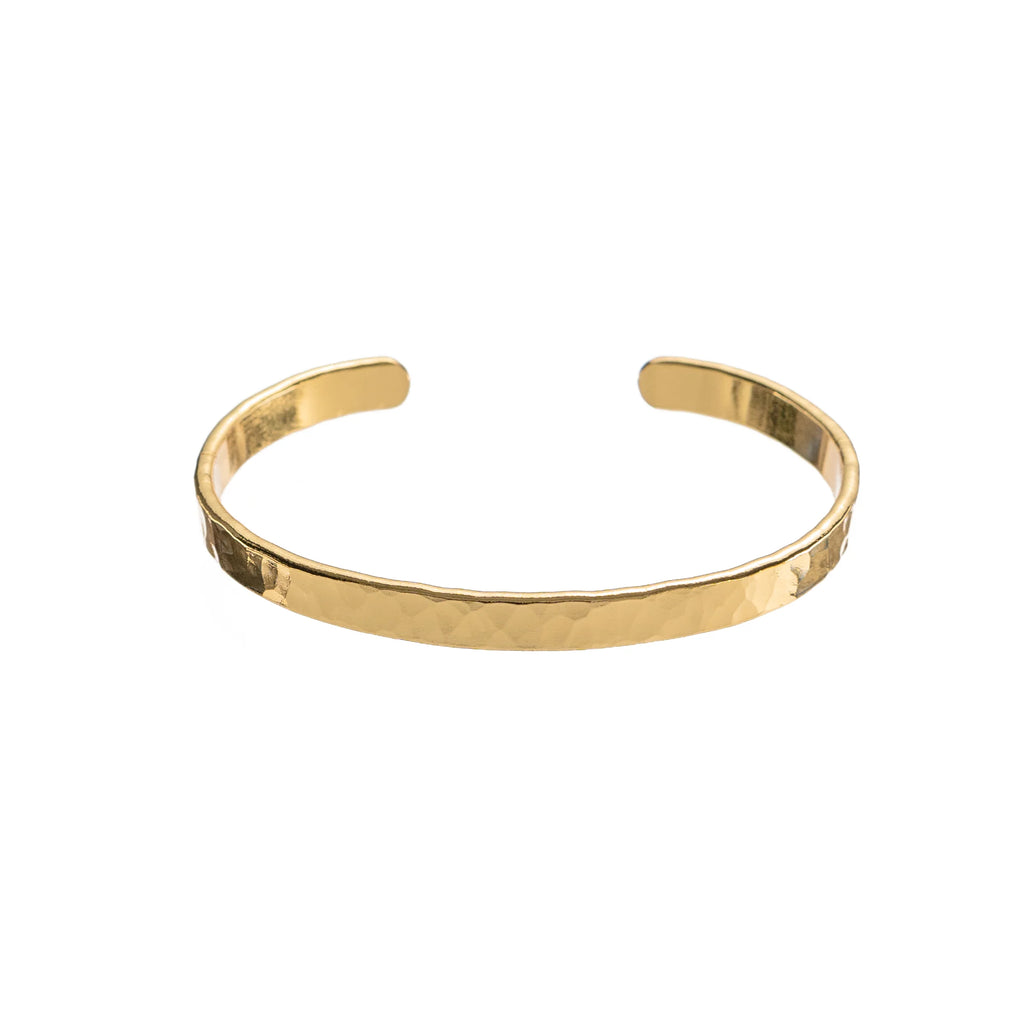 Hammered Bangle Jewelry Peacocks & Pearls Gold