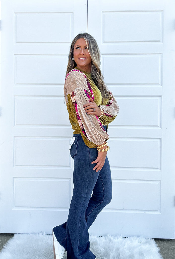 Make A Connection Top Clothing Peacocks & Pearls   