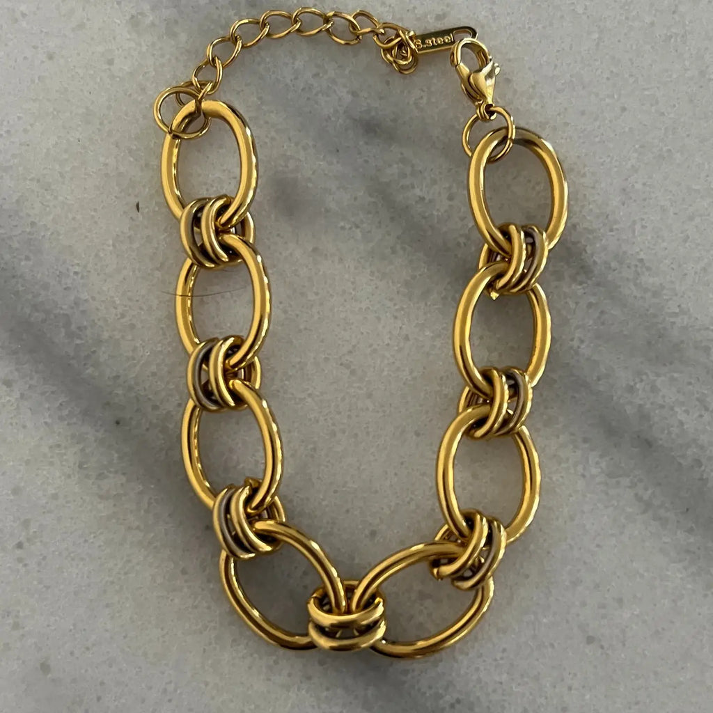 Luxe Bracelet Jewelry Peacocks & Pearls Gold
