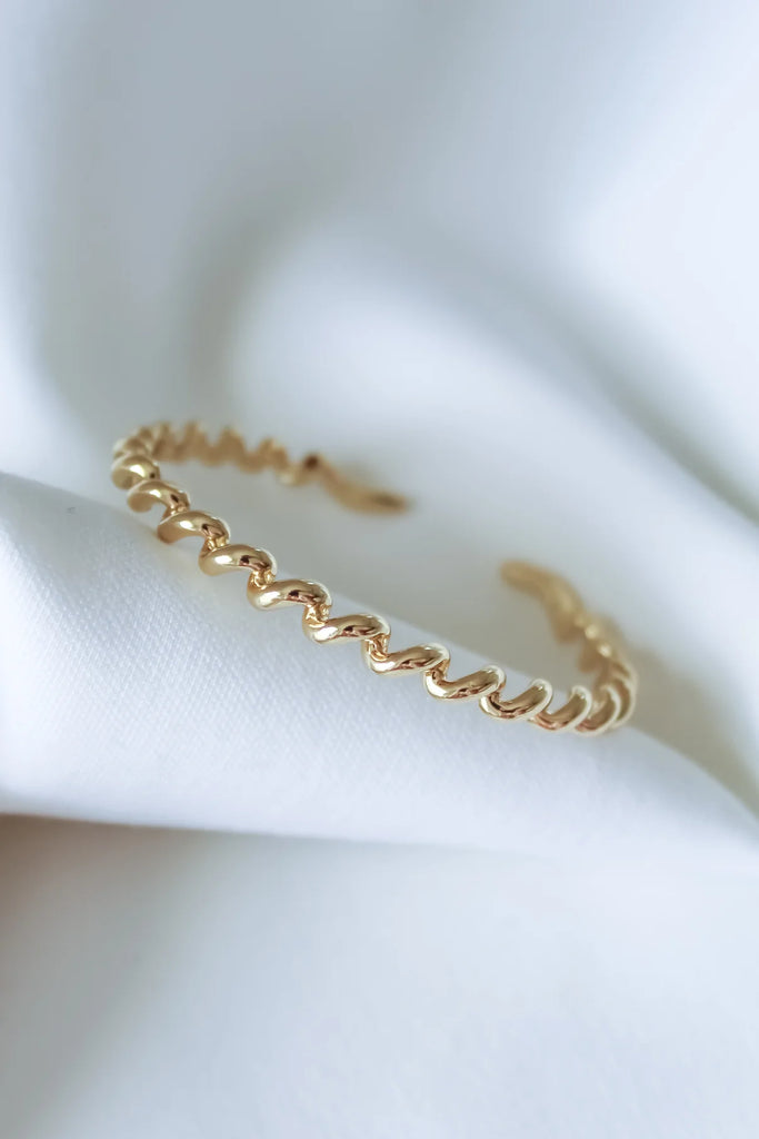 Macy Cuff Jewelry Peacocks & Pearls Gold  