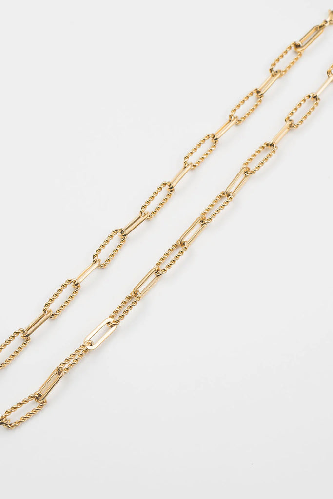 Twisted Links Necklace Jewelry Peacocks & Pearls