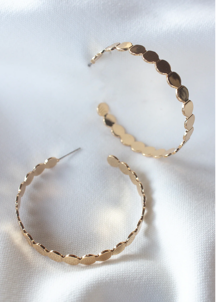Round and Round Hoop Jewelry Peacocks & Pearls Gold  