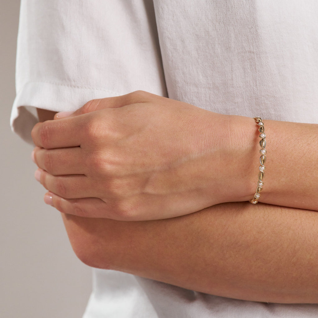 To Have and To Hold Bracelet Jewelry Ronaldo