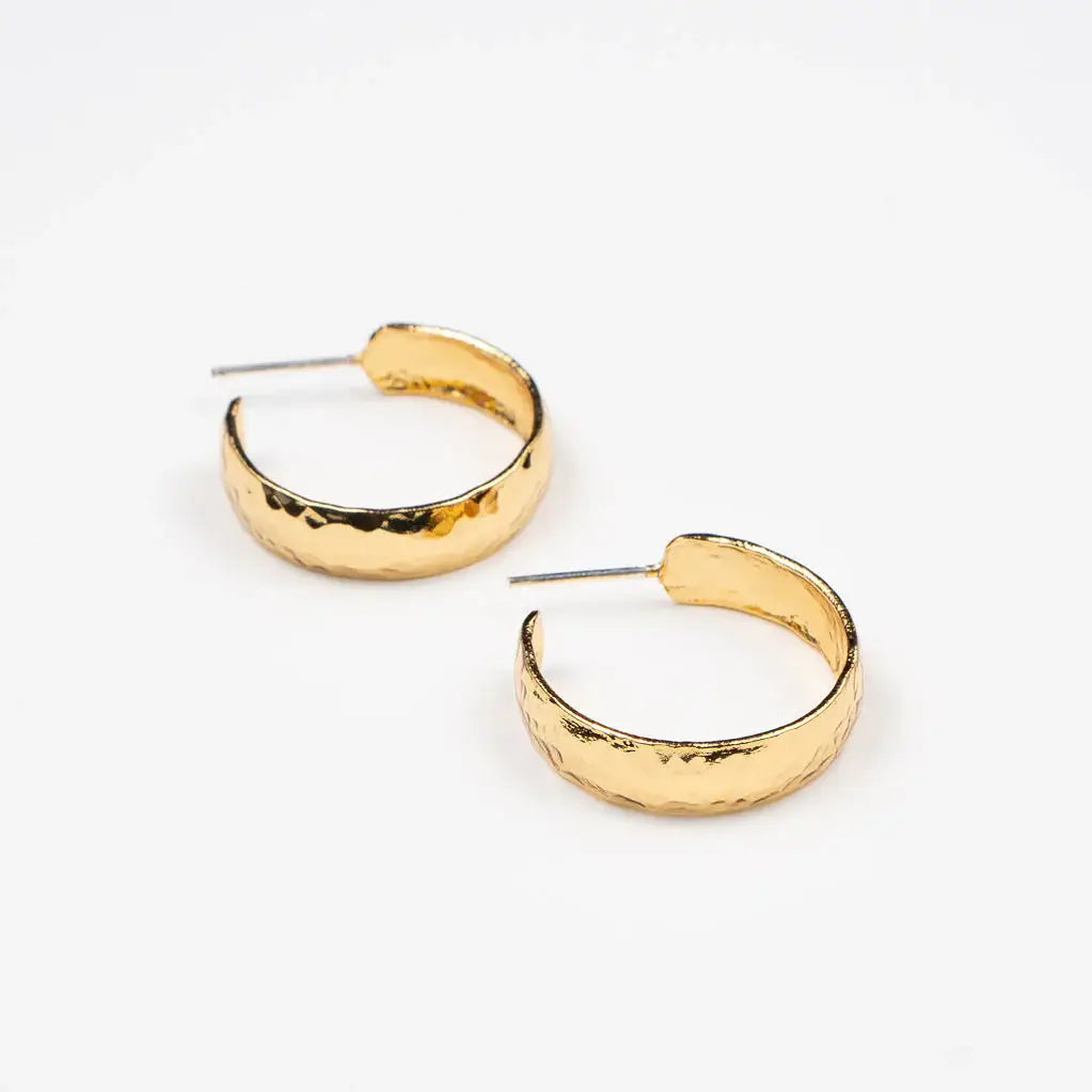 Hammered Hoops Jewelry Peacocks & Pearls Gold