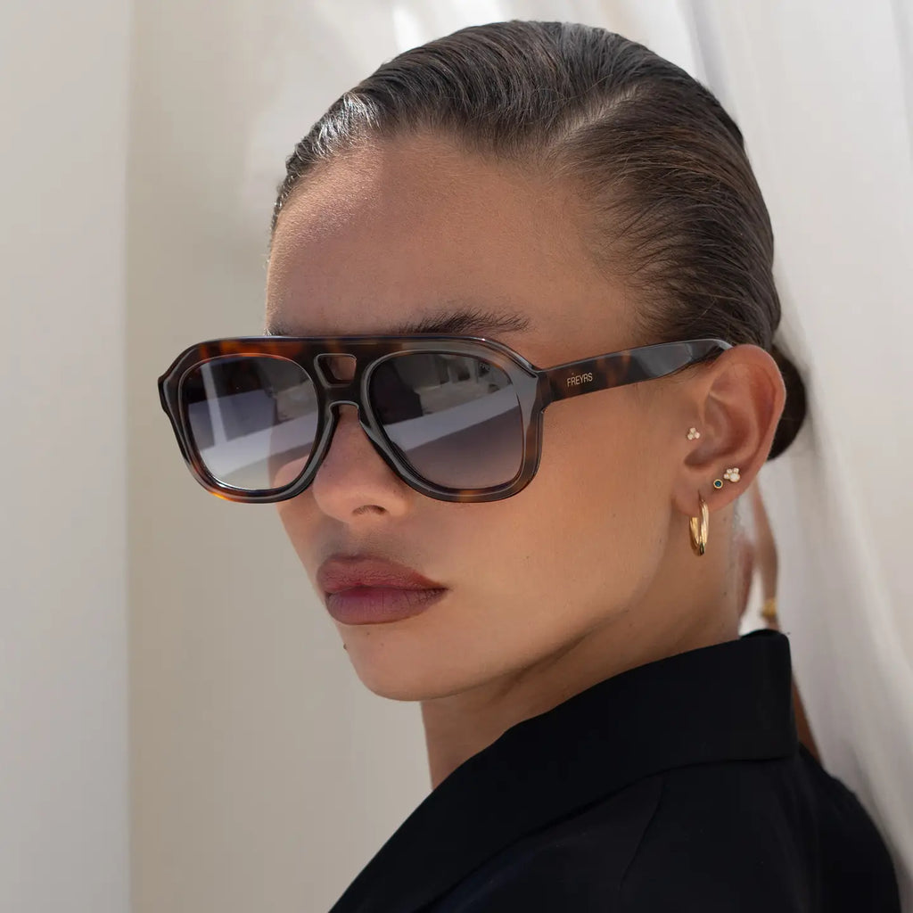 Voyager Oversized Aviator Sunglasses Accessories Freyrs