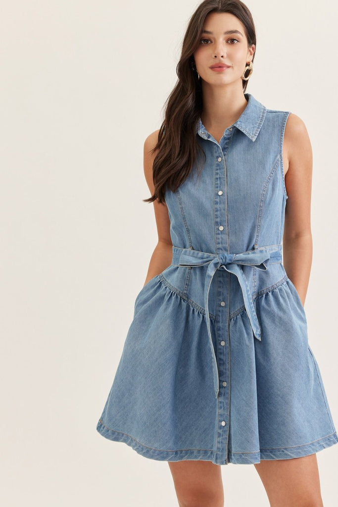 Timeless Staple Denim Mini Denim / M