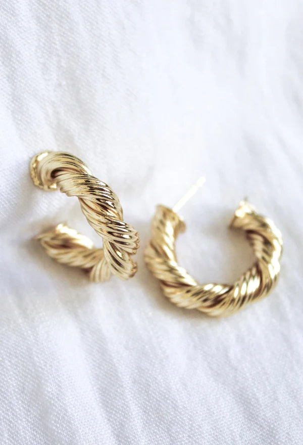 Micayla Hoop Jewelry Peacocks & Pearls Gold  