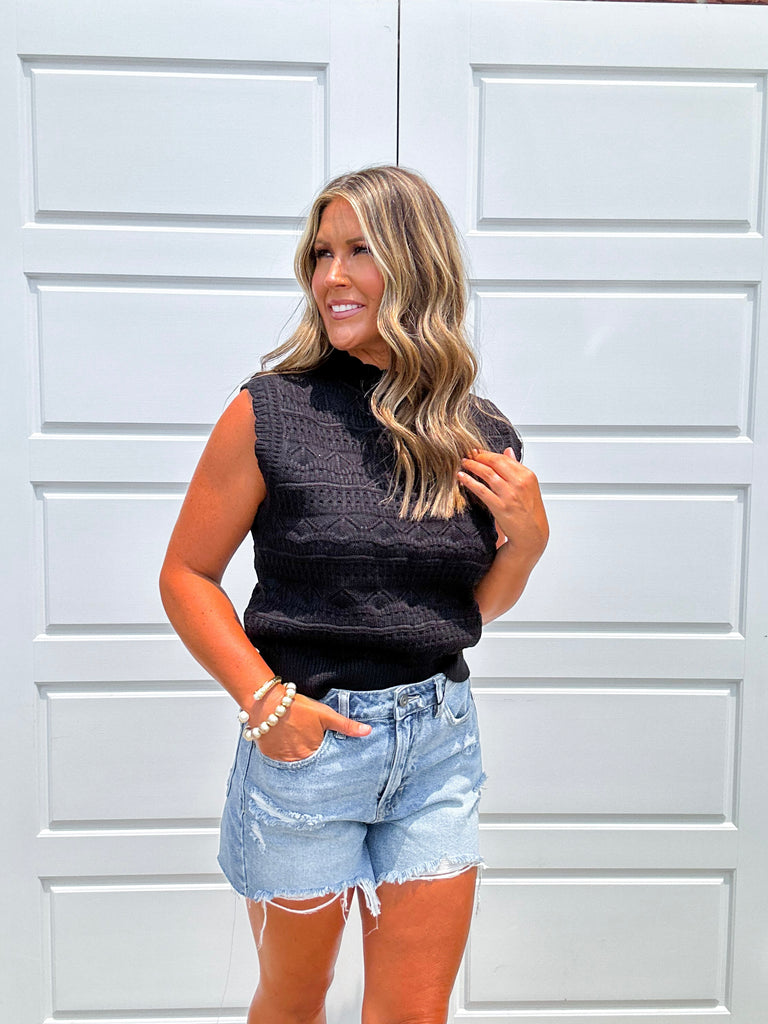 Hannah Sweater Vest Clothing Peacocks & Pearls Black S 