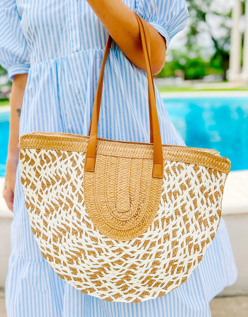Sandy Straw Patterned Tote Bags Peacocks & Pearls   