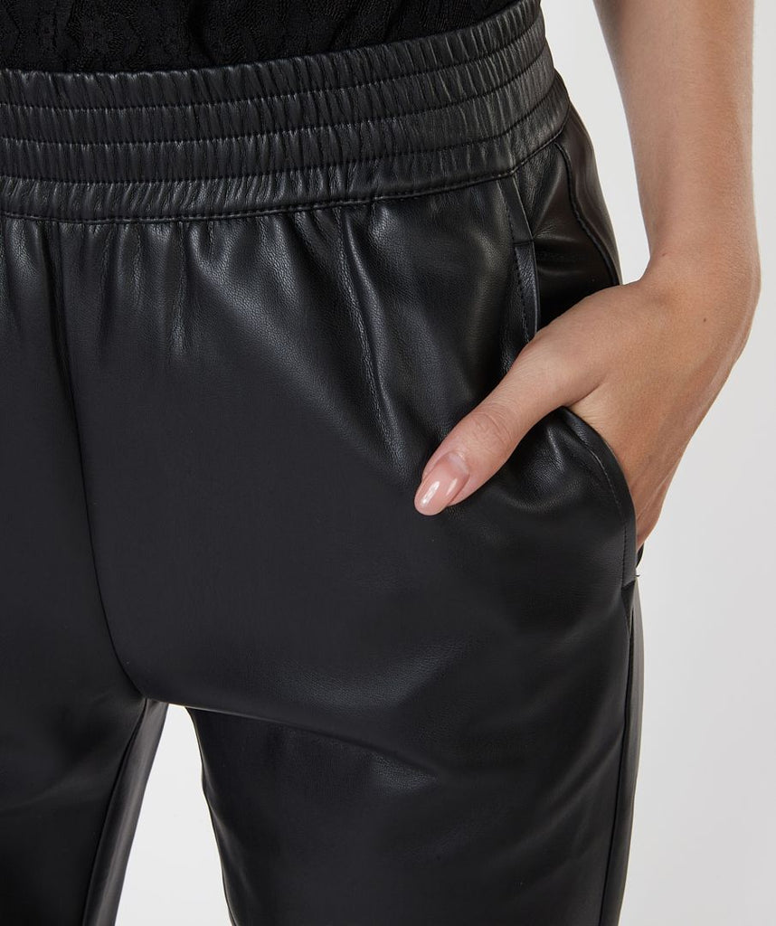 Comfort & Shine Jogger Clothing Peacocks & Pearls   
