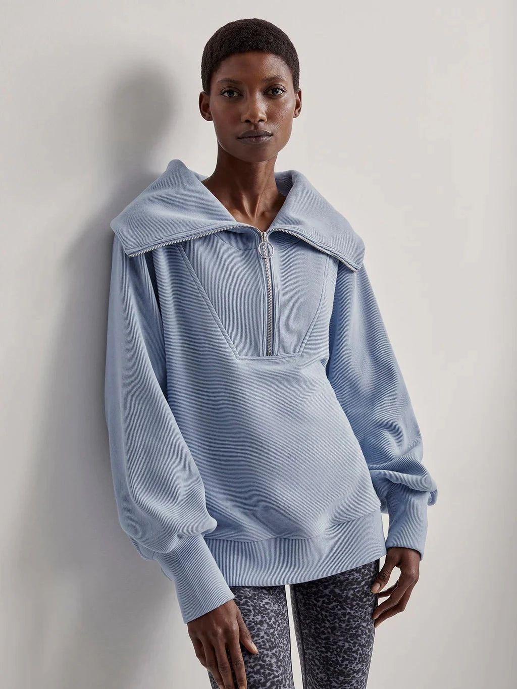 Vine_Half_Zip_DustyBlue_VAR004